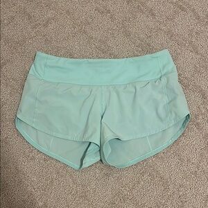 Lululemon Mint Green Speed Ups 2.5 Inch Size 4